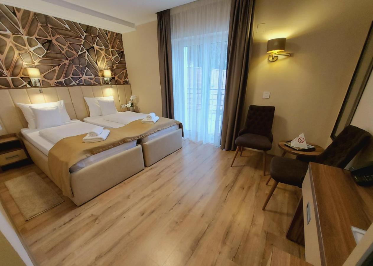 Papuli Rooms 4U Senta Extérieur photo
